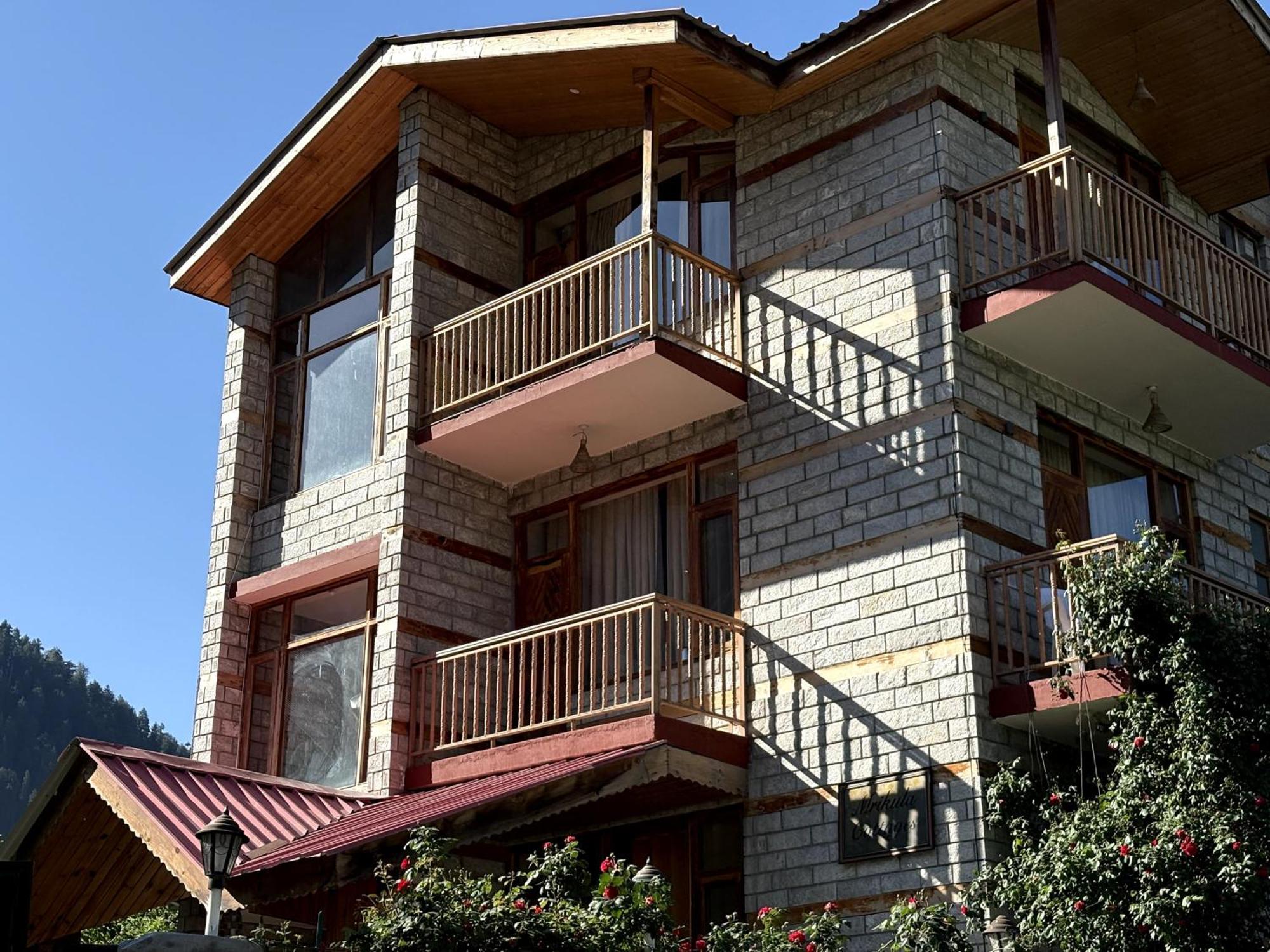 Mountain Shepherds Cottage - Manali (Himachal Pradesh), Manali